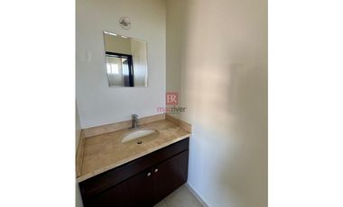 CASA EN RENTA EN SANTA CATALINA RESIDENCIAL. CD. OBREGÓN, SONORA