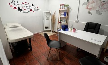 CHALET EN LOTE PORPIO DE 4 AMBIENTES, MUY BUEN ESTADO. IDEAL USO GASTRNOMICO O PROFESIONAL. CHAUVIN