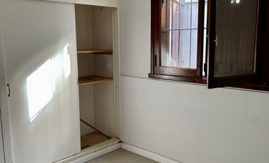 CHALET EN LOTE PORPIO DE 4 AMBIENTES, MUY BUEN ESTADO. IDEAL USO GASTRNOMICO O PROFESIONAL. CHAUVIN