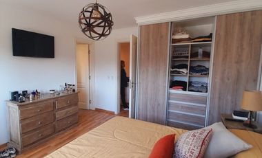 Duplex 4 amb con quincho.  Rejon 6100