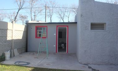 Casa sobre lote de 8,66 x 43