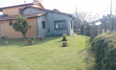 >GRAN REBAJA Â¡RETASADO!< Â¡ESCUCHA OFERTAS! **GRAN CHALET ESTILO MARPLATENSE CON DEPENDENCIA EN COLINAS DE PERALTA RAMOS**