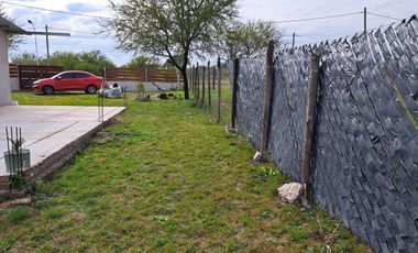 Amplio terreno con casa con estructura para ampliar, Villa Urquiza
