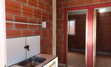 Casa en Alquiler por Av. Paraguay