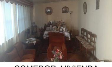 EXCELENTE Y GRAN PROPIEDAD EN ZONA COMERCIAL $ CONVERSABLE