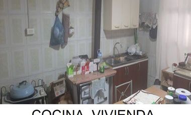 EXCELENTE Y GRAN PROPIEDAD EN ZONA COMERCIAL $ CONVERSABLE