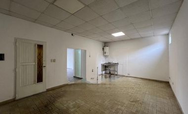 Local mas departamento 3 ambientes