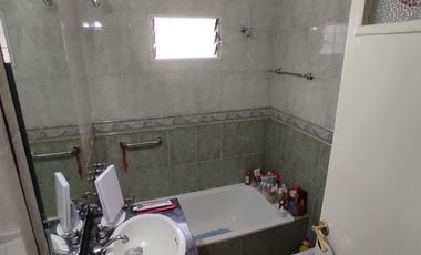 Casa en San Andres sobre terreno propio