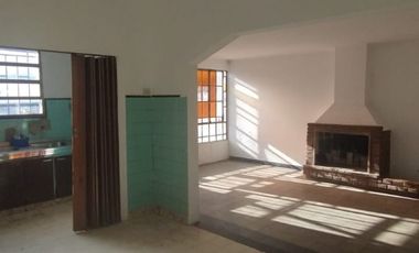 EN VENTA- CASA 3 HABITACIONES + LOCAL COMERCIAL SOBRE AV DE LAS AMERICAS