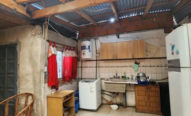 VENTA DE CASA A REFACCIONAR