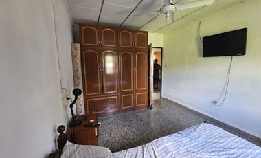 SE VENDE CASA ZONA GOBERNADOR CRESPO Y CHURRUARIN