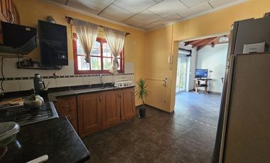 SE VENDE CASA ZONA GOBERNADOR CRESPO Y CHURRUARIN