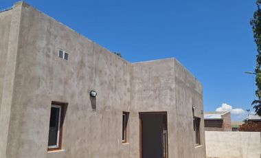 SE VENDE CASA A ESTRENAR ZONA ARTIGAS Y OÂ´HGGINS