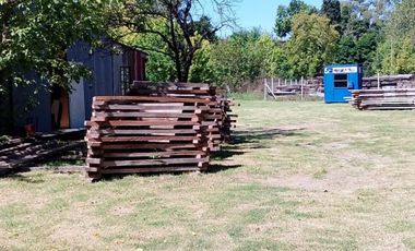 Galpon sobre amplio lote en Benavidez