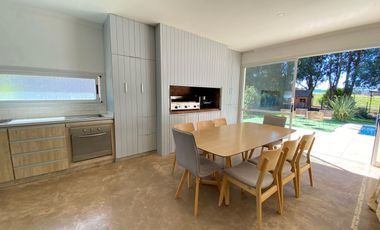 Casa en alquiler temporario barrio privado San Benito