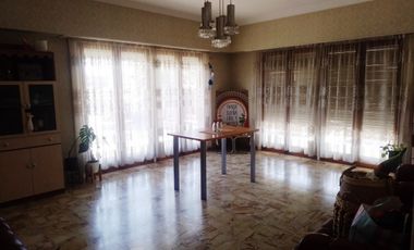 **CASA/VIVIENDA 3 AMBIENTES Â¡APTO CREDITO! EN PLANTA ALTA, EN BARRIO CERRITO**