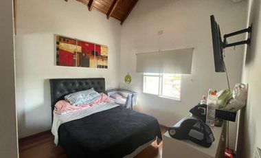 Venta de triplex en Ezpeleta