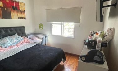 Venta de triplex en Ezpeleta