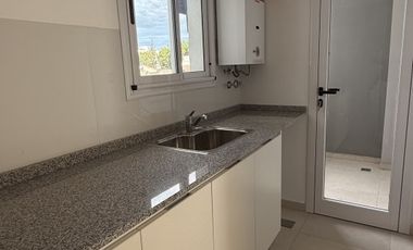 VENTA HERMOSO DPTO DE 2 DORM CON COCHERA-ZONA BOULEVARES !!!