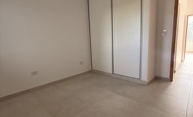 VENTA HERMOSO DPTO DE 2 DORM CON COCHERA-ZONA BOULEVARES !!!