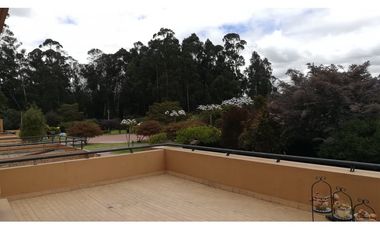 CONDOMINIO EL CARRETON, 633 m2 lote, 350 M2 construidos, AMOBLADA