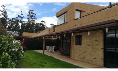 CONDOMINIO EL CARRETON, 633 m2 lote, 350 M2 construidos, AMOBLADA