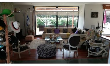 CONDOMINIO EL CARRETON, 633 m2 lote, 350 M2 construidos, AMOBLADA