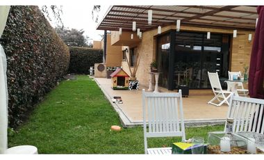 CONDOMINIO EL CARRETON, 633 m2 lote, 350 M2 construidos, AMOBLADA