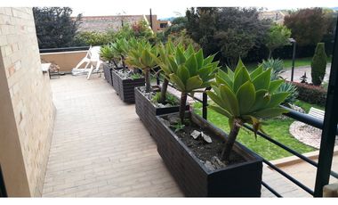 CONDOMINIO EL CARRETON, 633 m2 lote, 350 M2 construidos, AMOBLADA