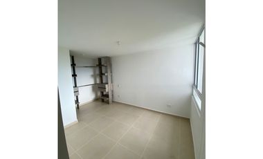 SE ARRIENDA  APARTAMENTO EN LAS VEGAS DEL LILI