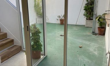 Casa adaptada oficina, 6 despachos. Castelli y Arenales, Reciclada.