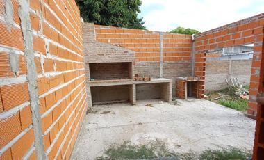 EN VENTA- LOTE + CONSTRUCCION A TERMINAR EN SAN BENITO