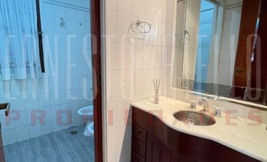 VENTA CASA 3 AMBIENTES COCHERA PATIO Y ENTRADA PARA AUTO, EZPELETA.