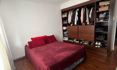 CASA  3 HABITACIONES-PILETA Y QUINCHO-GARAGE 3 AUTOS