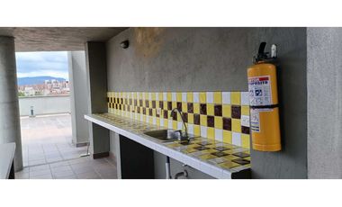 Arriendo apartaestudio con parqueadero y bodega, Chicó Norte