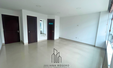 VENTA DE CONSULTORIO ESQUINERO - CENTRO DE ESPECIALISTAS CIUDAD BLANCA