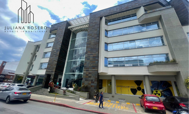 VENTA DE CONSULTORIO ESQUINERO - CENTRO DE ESPECIALISTAS CIUDAD BLANCA