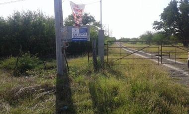 TERRENO USO MIXTO INDUSTRIA LIGERA SERVICIOS COMERCIALES PESQUERIA