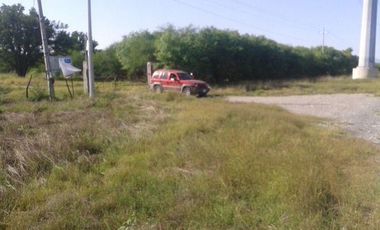 TERRENO USO MIXTO INDUSTRIA LIGERA SERVICIOS COMERCIALES PESQUERIA