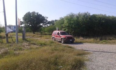 TERRENO USO MIXTO INDUSTRIA LIGERA SERVICIOS COMERCIALES PESQUERIA