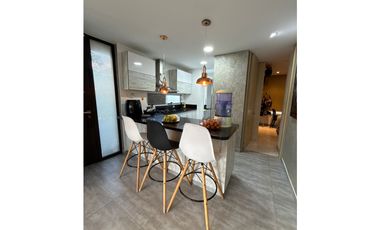 Chía Moderna Casa Campestre Totalmente Remodelada en Condominio