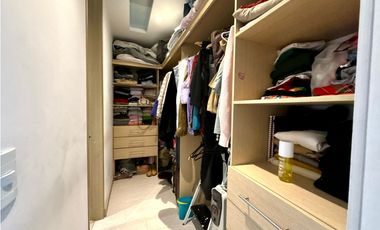 Chía Moderna Casa Campestre Totalmente Remodelada en Condominio