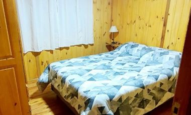 DOS CABAÃAS DE 3 AMBIENTES CON PARQUE Y ENTRADA PARA AUTO EN MIRAMAR. APTO CREDITO