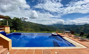 FINCA DE RECREO EL TAMBO (CUNDINAMARCA)