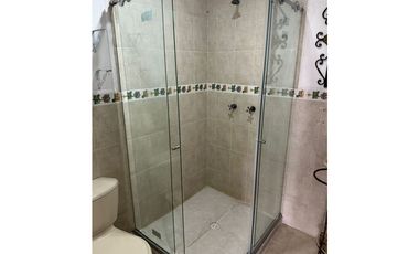 SE ARRIENDA HERMOSA CASA CAMPESTRE ITAGUI SURAMERICA