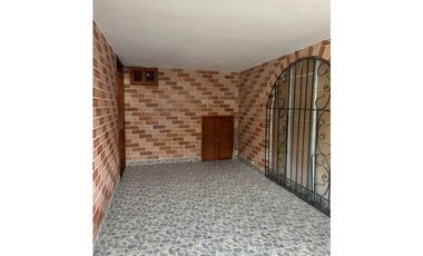 SE ARRIENDA HERMOSA CASA CAMPESTRE ITAGUI SURAMERICA