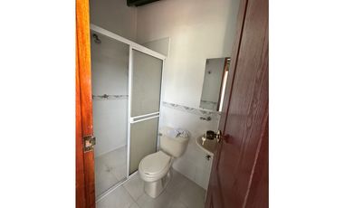 SE ARRIENDA HERMOSA CASA CAMPESTRE ITAGUI SURAMERICA