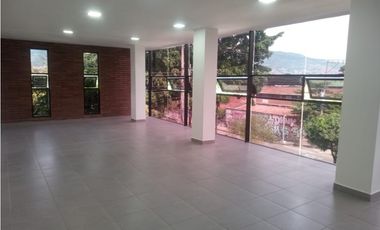 Edificio en Renta en Guayabal, sector Cristo Rey