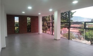 Edificio en Renta en Guayabal, sector Cristo Rey