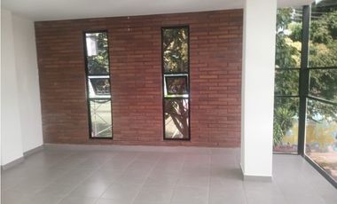 Edificio en Renta en Guayabal, sector Cristo Rey